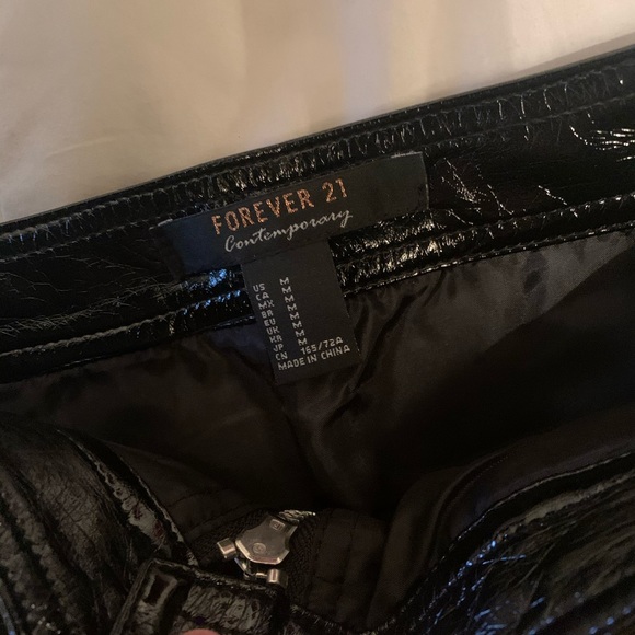 Forever 21 Mini Skirt - Picture 2 of 2